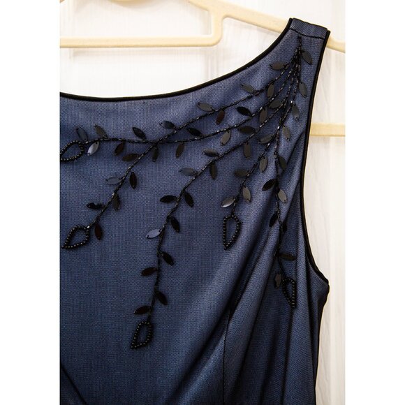 Adrianna Papell Y2K Sleaveless Beaded Gray Evening Dress, size 4 - Picture 2 of 8